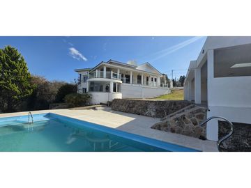 Mansion de lujo con Vista al lago