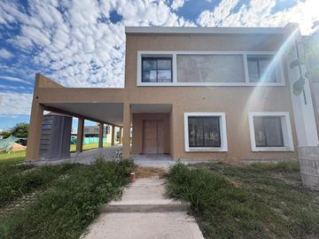 Casa en Venta en Tejas 4, 3 dormitorios, A estrenar