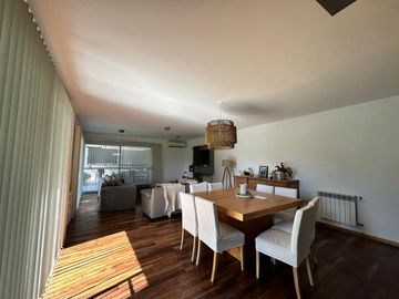 Casa en Venta en Solares de San Alfonso, 3 dormitorios,...