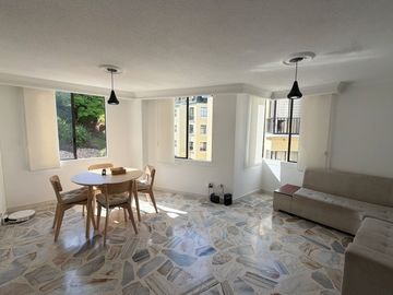 3 habitaciones, 2 parqueaderos y piscina | Apartamento...