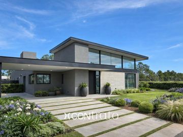 Casa en Venta Chacras de la Villa 3  dormitorios con...