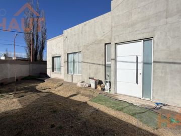Casa en General Fernandez Oro