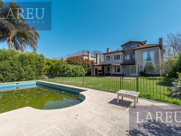 Casa en venta con renta - Barrio Privado Los Tacos