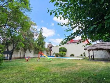 CASA VENTA HURLINGHAM 4 AMBIENTES PILETA JARDIN