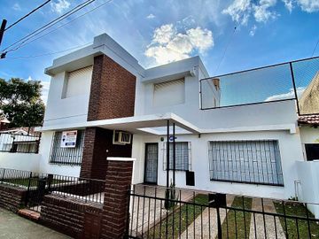 VENTA  DOS PROPIEDADES EN MISMO TERRENO