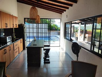 CASA FINCA EN VENTA EN SAN JERONIMO - ANTIOQUIA (LV)