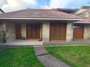 VENTA CASA 4 AMB C QUINCHO COLINAS PERALTA RAMOS