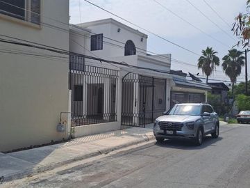 CASA VENTA SATÉLITE