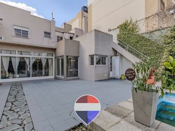CASAS EN VENTA LA PLATA 3 DORMITORIOS + ESCRITORIO