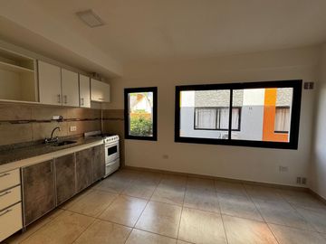 VENTA MONOAMBIENTE EN BANFIELD ESTE