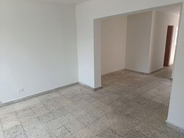 VENTA DE CASA DE 2 PISOS 140 m2 - SURQUILLO