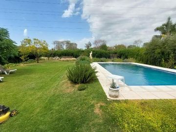 VENTA CASA 3 DORM, PILETA, COUNTRY JOCKEY CLUB,CBA