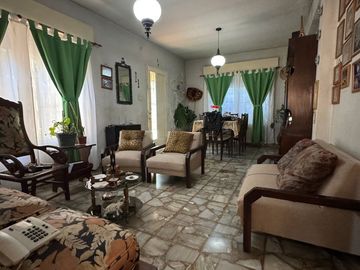 VENTA PH 4 AMBIENTES MORON C/COCHERA Y PATIO