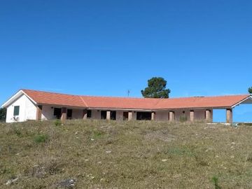 excelente casa en Oliva(Cba)