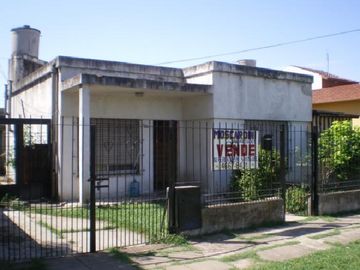 Casa americana - San Miguel - NO ES APTA CREDITO