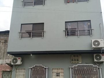Casa Rentera en Venta Cooperativa Santiaguito de Roldos...