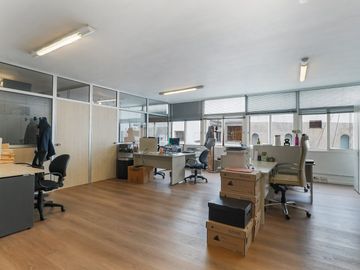 Oficina en Venta Tribunales