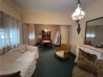 CASA 4 DORMITORIOS LA PLATA