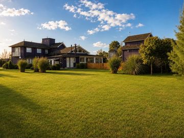 ESPECTACULAR CASA EN COUNTRY " EL PARAISO "