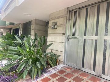 Venta Casa Lote en La Castellana Medellín