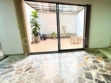 VENDO COMODO APARTAMENTO EN CONQUISTADORES
