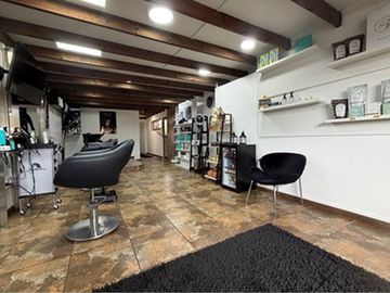 Local comercial habilitado con propiedad!
