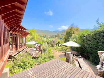 Casa en venta en el centro de Cachagua