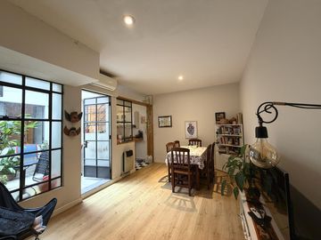 Casa en Venta, abasto, Rosario, 2 dormitorios con...