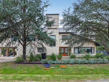Casa en  Casa en Venta en Country San Diego, Aut. Acceso...