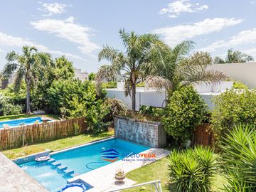Casa a la venta en Haras Maria Victoria,Moreno