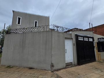 VENTA PH 3 AMB - CASEROS.