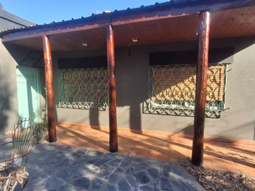 VENTA DE CASA CON QUINCHO