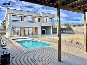 Vende Casa a Estrenar vista al mar Mantagua