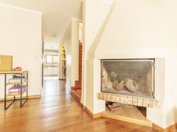 VENTA CASA 5 AMB 270 M2 DOBLE COCHERA REMEDIOS DE...