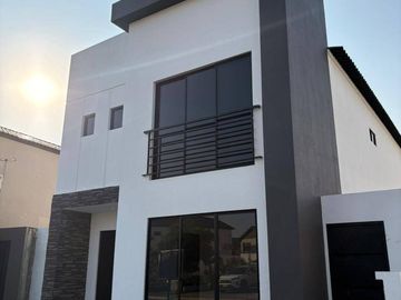 Casa En Venta 273m²-Ciudad Celeste- Etapa Costanera-Vía...
