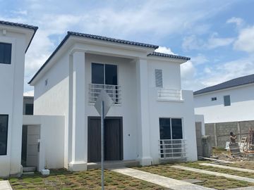 ¡Por Construir! Casa En Venta 329m²- Isla Celeste,...