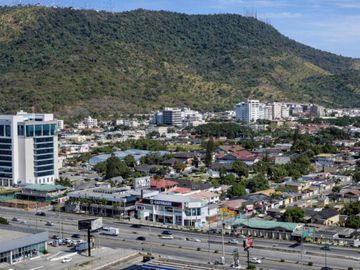 Venta Casa 642m²- Dentro Urbanización Cerrada, Ceibos-...