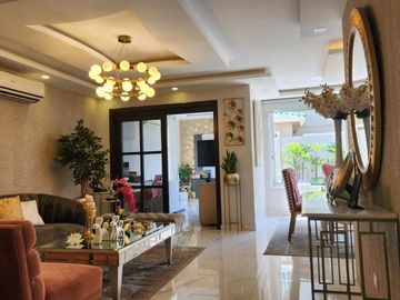 Casa En Venta 232m²-Urbanización Plaza Real- La...