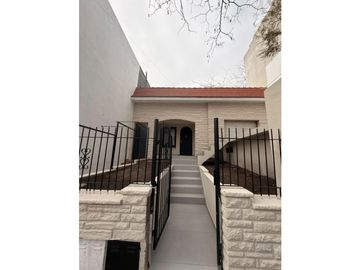 Chalet  en PH 3 amb. garaje, patio y terraza - Córdoba y...