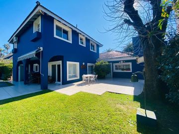 Casa en venta en Club de Campo Los Horneros | Ingeniero...