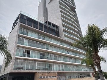 Departamento en planta baja en venta en Torre Hispania,...