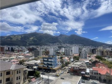 vendo hermoso departamento Vista Ave 6 de diciembre y...
