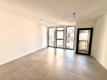 Venta departamento monoambiente amplio nuevo a estrenar...