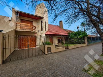 VENTA CASA 3 DORMITORIOS BARRIO FLAMINGO CIPOLLETTI