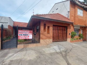 Casa en venta en Lanus Oeste