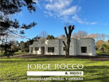 Casa Quinta a estrenar!!! - Barrio de Chacras Malvinas -...