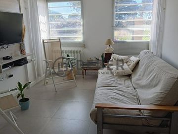 En venta casa de tres ambientes en el barrio San Patricio