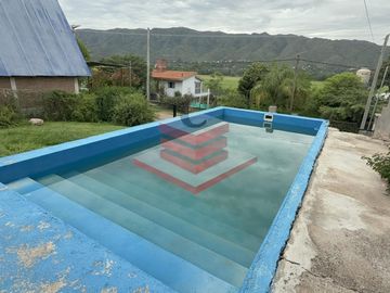CASA EN VENTA EN BIALET MASSE APTA CREDITO  3...