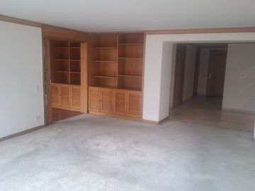 Apartamento en venta de 4 hab. en Molinos Norte, Bogotá