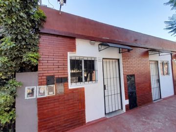 Venta Casa 2 Amb. Merlo Sur Lote Propio de 200 m2 Patio